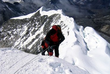 Summitting_Island_Peak